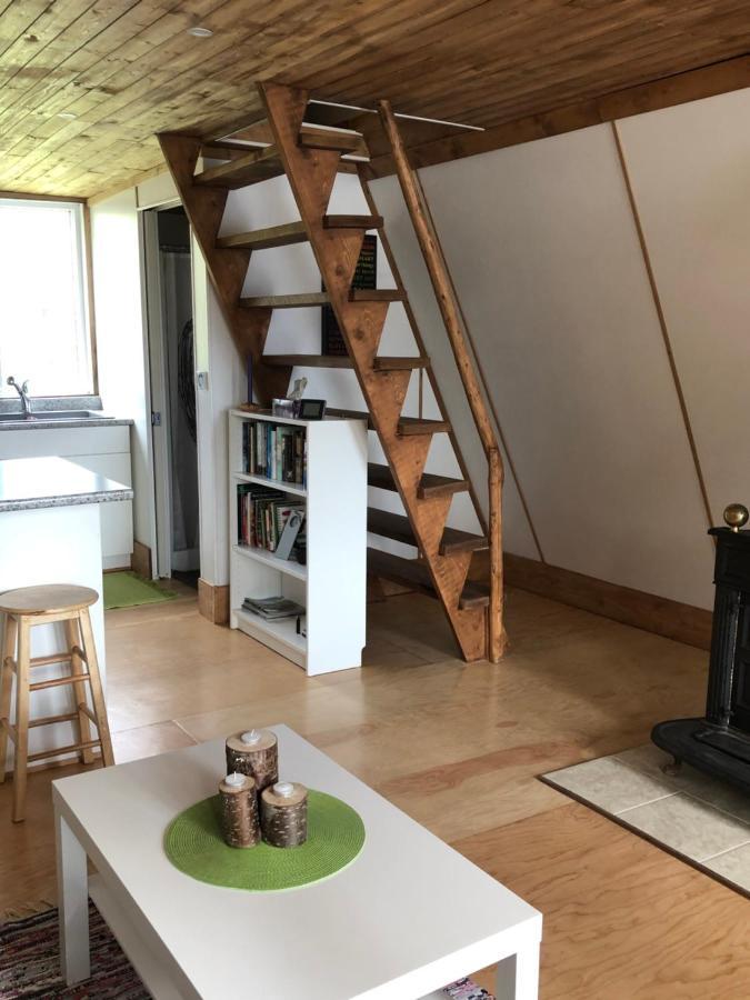 Cooks And Puppies Hideaway Villa Jade City Exterior photo